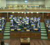 Transparenti podrške Ukrajini u Skupštini.jpg