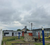 Zapaljena zastava Srbije u Prilužju