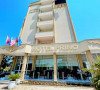 Zaplenjeni hotel u Draču