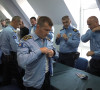 Policajci sa severa skidaju uniforme
