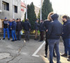 Okupljeni ispred Opštine Leposavić uoči rasprave o eksproprijaciji
