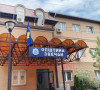 Kosovska zastava na zgradi opštine Zvečan