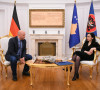 Vjosa Osmani i Maneul Zaracin