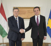 Ambasador Mađarske na Kosovu Jožef Benče i premijer Kosova Aljbin Kurti