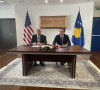 Džefri Hoveniier i Aljbin Kurti