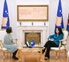 Vjosa Osmani sa ambasadorkom Ujedinjenih Arapskih Emirata Nabilom Abdulazizom Al Šamsijom