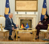 Jorn Rode i Vjosa Osmani
