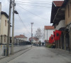 Albanske zastave kod škole Muharem Kadriu