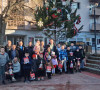 Radnici  JKSP Zvečan sa mališanima