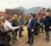 Todić i Simić obišli pripadnike romske zajednice u selu Kamen 
