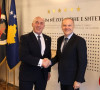Ramuš Haradinaj sa Antonelom de Riuom