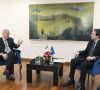 Aljbin Kurti i ambasador De Riu