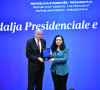Odlikovanje institucijama SAD od strane kosovske predsednice 