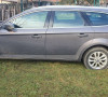 Probušene gume na automobilu Milana Kostića iz SL