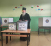 Mitropolit Teodosije glasao na izborima 