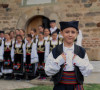 Nove narodne nošnje za decu u enklavama na Kosovu