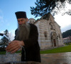 visoki dečani monah