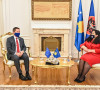 Tomas Suniog i Vjosa Osmani