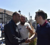 Petar Petković u poseti porodici Božić u Plemetini