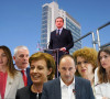 Aljbin Kurti i ministri