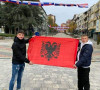 Zastava Albanije u Severnoj Mitrovici