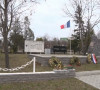 Spomen ploca srpskim junacima Prvog svetskog rata pre pomeranja