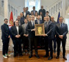 Marko Đurić poklonio Ambasadi Srbije u SAD sliku Rastka Petrovića