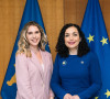 Vjosa Osmani i Holaj