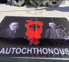 Zastava "velike Albanije" i simboli OVK u Piškopeji 