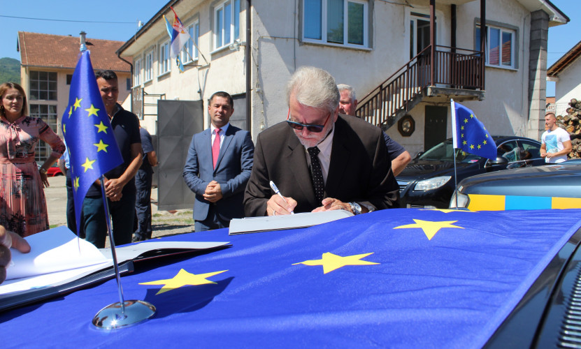 Donacija Euleksa vatrogascima u Leposaviću Donacija Euleksa vatrogascima u Leposaviću