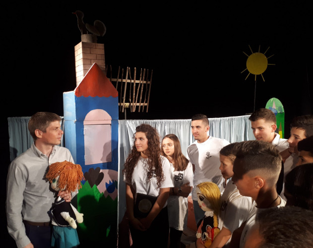 Arno Gujon sa glumcima AP "Janićije Popović"