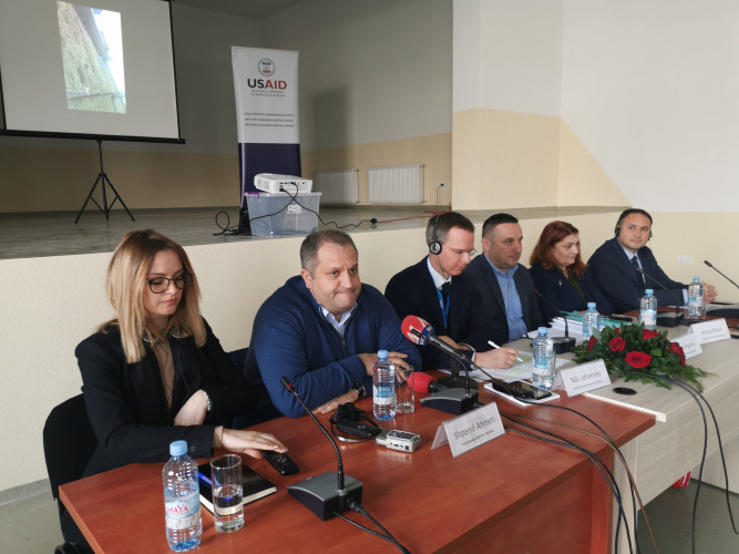 Zamenica ministra životne sredine i prostornog planiranja Milena Zdravković Zamenica ministra životne sredine i prostornog planiranja Milena Zdravković