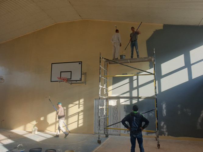 U sportskoj sali se trenutno izvode molerski radovi U sportskoj sali se trenutno izvode molerski radovi