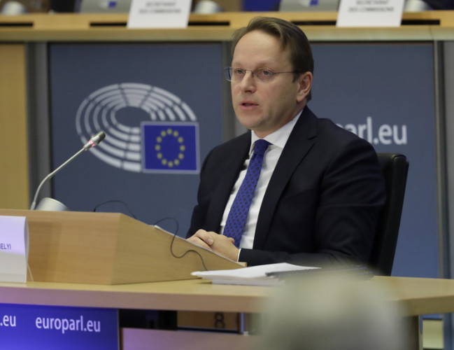 Oliver Varheji 