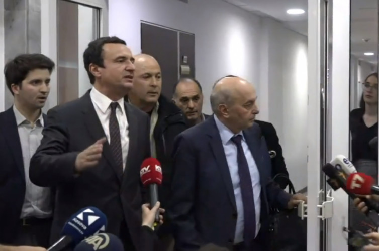 Aljbin Kurti i Isa Mustafa