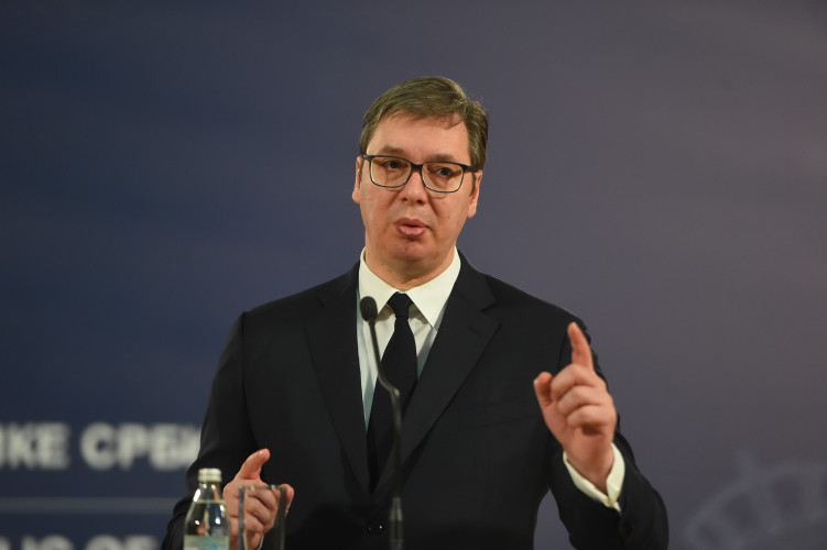 Vučić: Nema znaka jednakosti između ukidanja takse i povlačenja priznanja Vučić: Nema znaka jednakosti između ukidanja takse i povlačenja priznanja