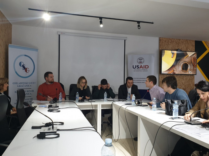 Tribina u Gračanici Tribina u Gračanici