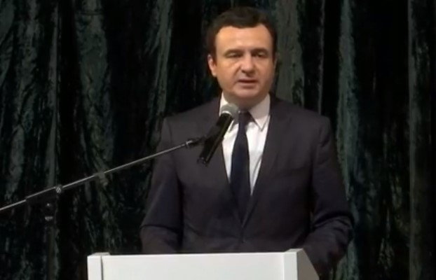 Kurti na komemoraciji Kurti na komemoraciji