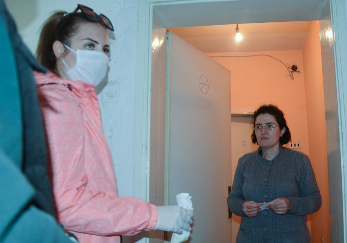 Volonteri pomažu ugroženima u Severnoj Mitrovici Volonteri pomažu ugroženima u Severnoj Mitrovici