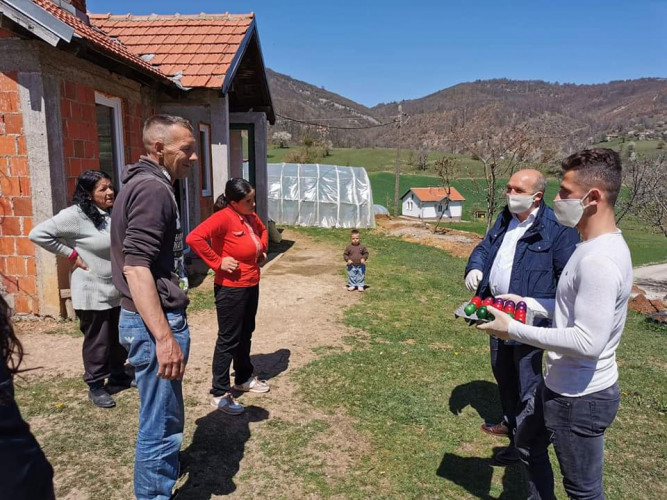Ofarbana uskršnja jaja - Novo Brdo