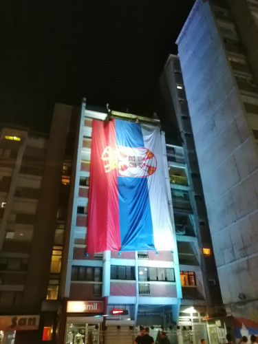 Severna Mitrovica velika srpska zastava 