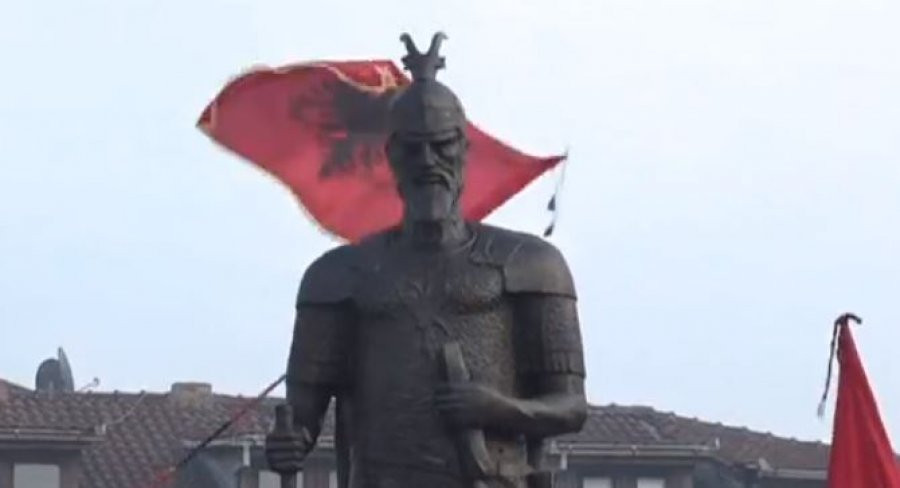 Statua Skenderbega