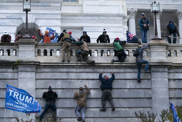 Kongres SAD, protest