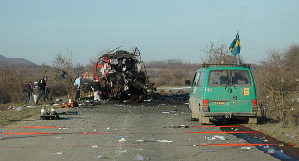Napad na autobu NIš ekspresa