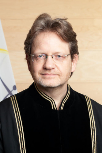 Sudija Kaj Ambos