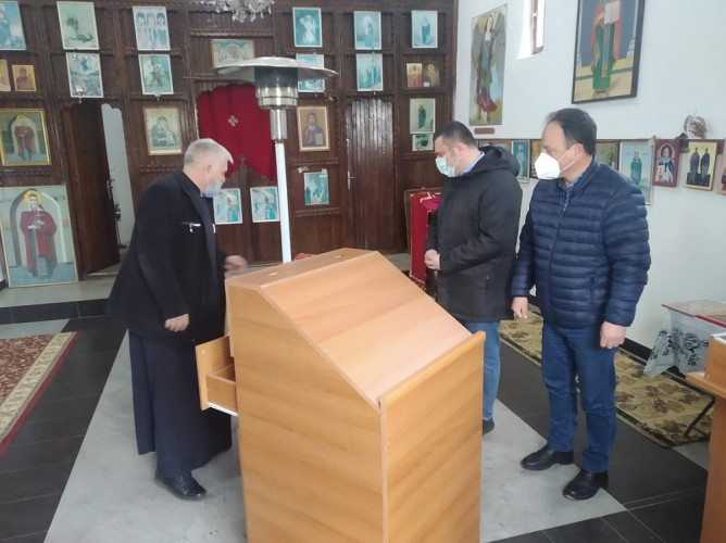 obijena crkva Popović