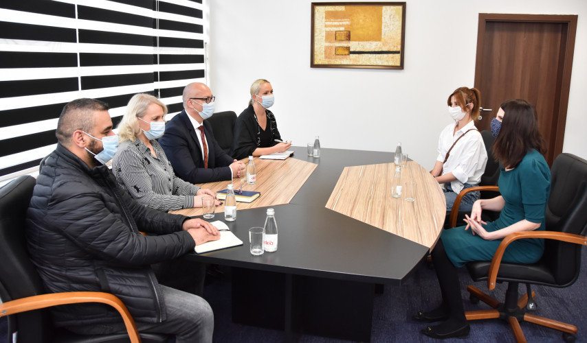 Gorna Rakić i Kristen Stec