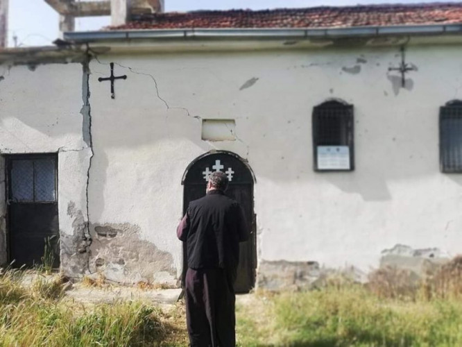 Oskrnavljena crkva u Donjoj Šipašnici Oskrnavljena crkva u Donjoj Šipašnici