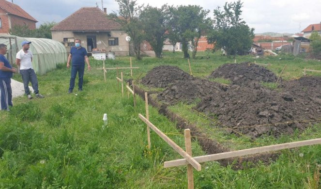 Klokot - Počeli radovi - Kuća za Vasiliju i njenu decu Klokot - Počeli radovi - Kuća za Vasiliju i njenu decu