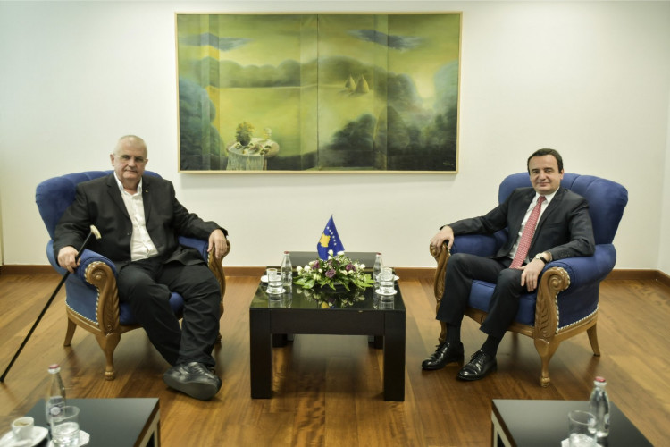 Čanak i Kurti Čanak i Kurti